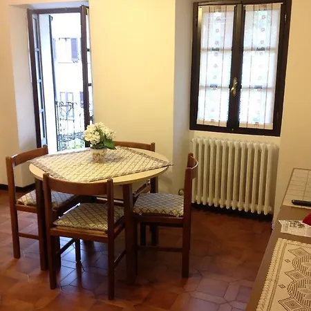 Casa Aurelia Pella